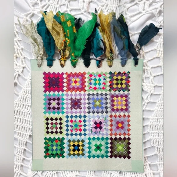 💘 HAND CRAFTED set of 3 XL quilt pattern journaling cards with fabric tassels - Picture 4 of 6